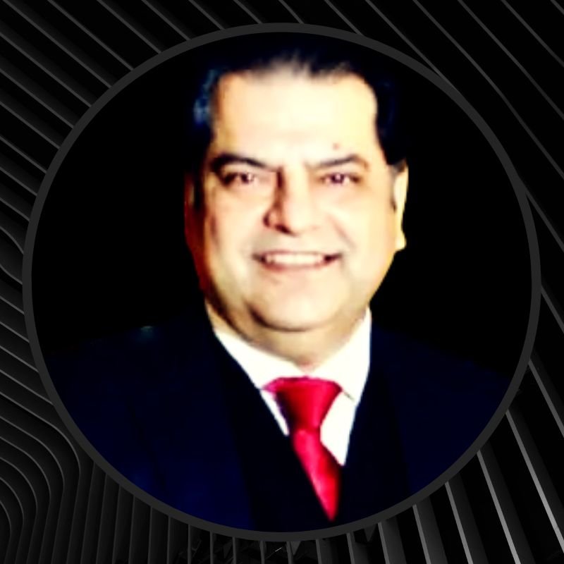 Black Pattern Minimalist LinkedIn Profile Picture (4)